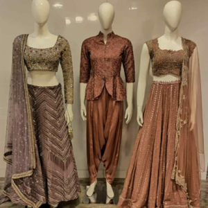 White Female Display Dummy for Clothing Stores & Fashion Merchandising